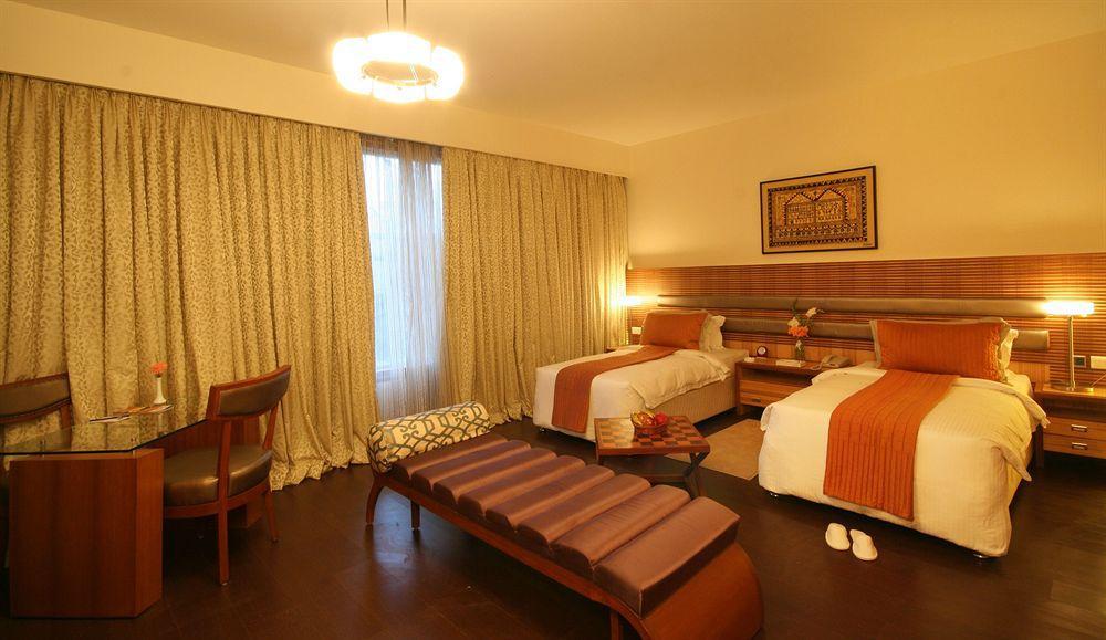 St Laurn The Spiritual Resort Shirdi Dış mekan fotoğraf